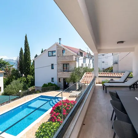 Maca & Appartement Trogir
