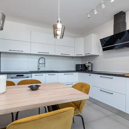 Maca Apartments&suites