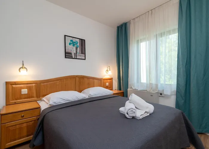 Maca Apartments&suites Trogir