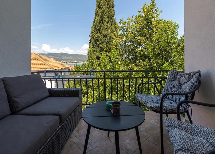 Maca Apartments&suites * Trogir