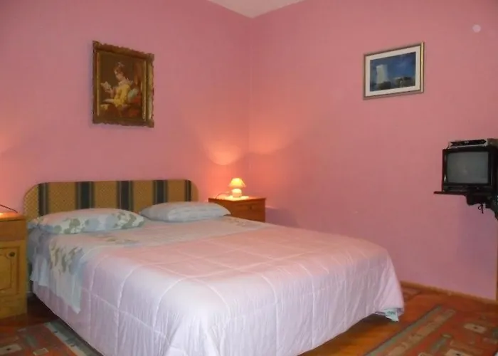 Maca Apartments&suites *