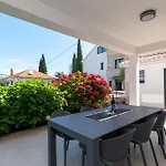 Maca & Apartament *