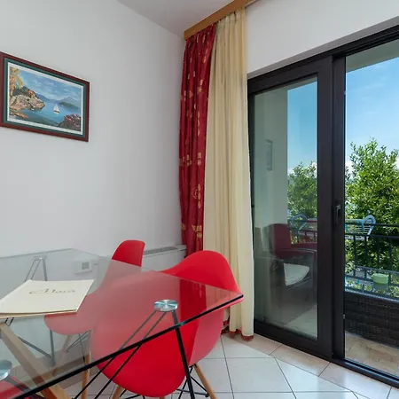 Apartmán Maca & *